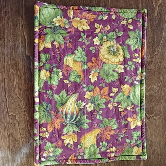 Handmade Fall Placemat Set - Picture 3 of 6